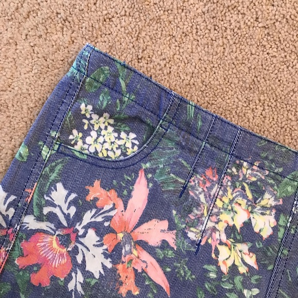 GB Gianni Bini Floral Shorts Womens Size 7 Shorty Shorts Low Waist - Picture 6 of 11